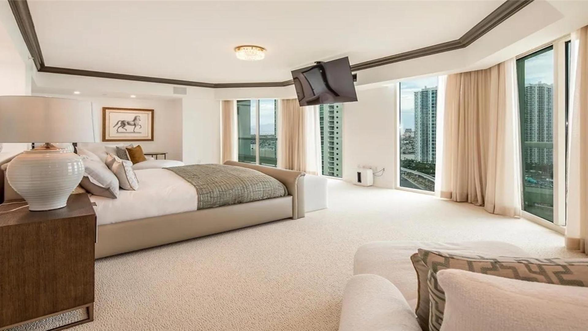 Stunning Four Bedroom Fully Professionally Remodeled Apartment Las Vegas Exterior foto